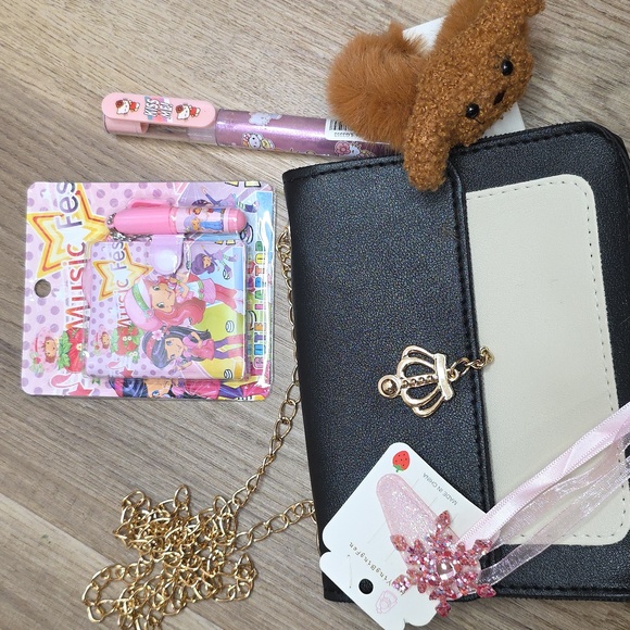 Other - 🎀 Wonder Bag Bundle